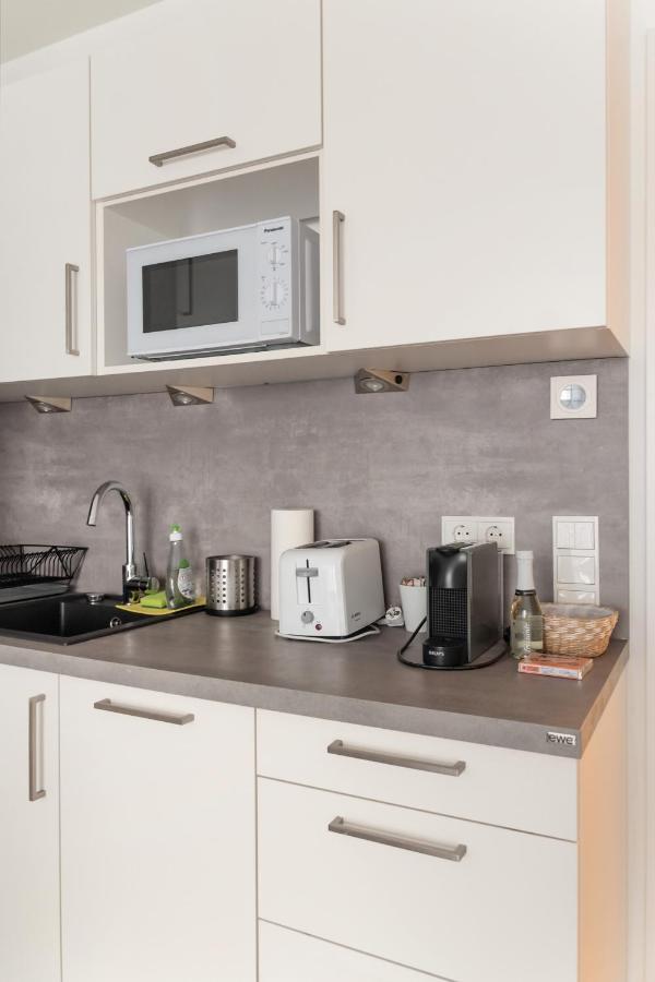 Quiet And Cozy Apartment Next To Mariahilfer Strasse And Naschmarkt With Ac, Minimum 30 Nights Viena Exterior foto