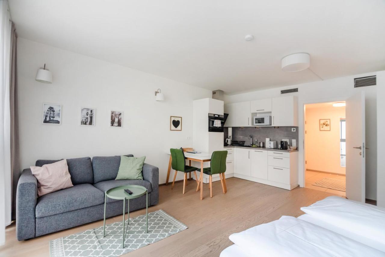Quiet And Cozy Apartment Next To Mariahilfer Strasse And Naschmarkt With Ac, Minimum 30 Nights Viena Exterior foto
