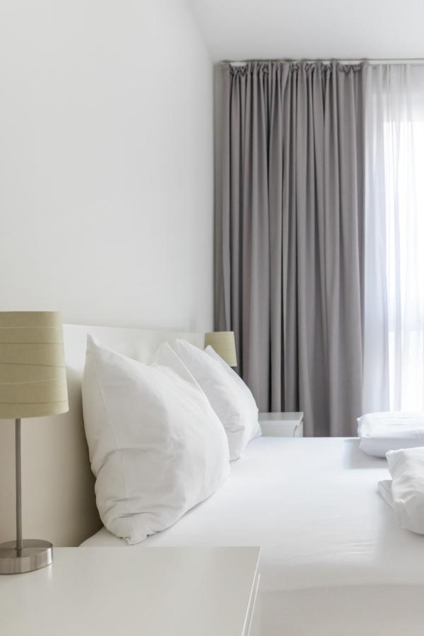 Quiet And Cozy Apartment Next To Mariahilfer Strasse And Naschmarkt With Ac, Minimum 30 Nights Viena Exterior foto