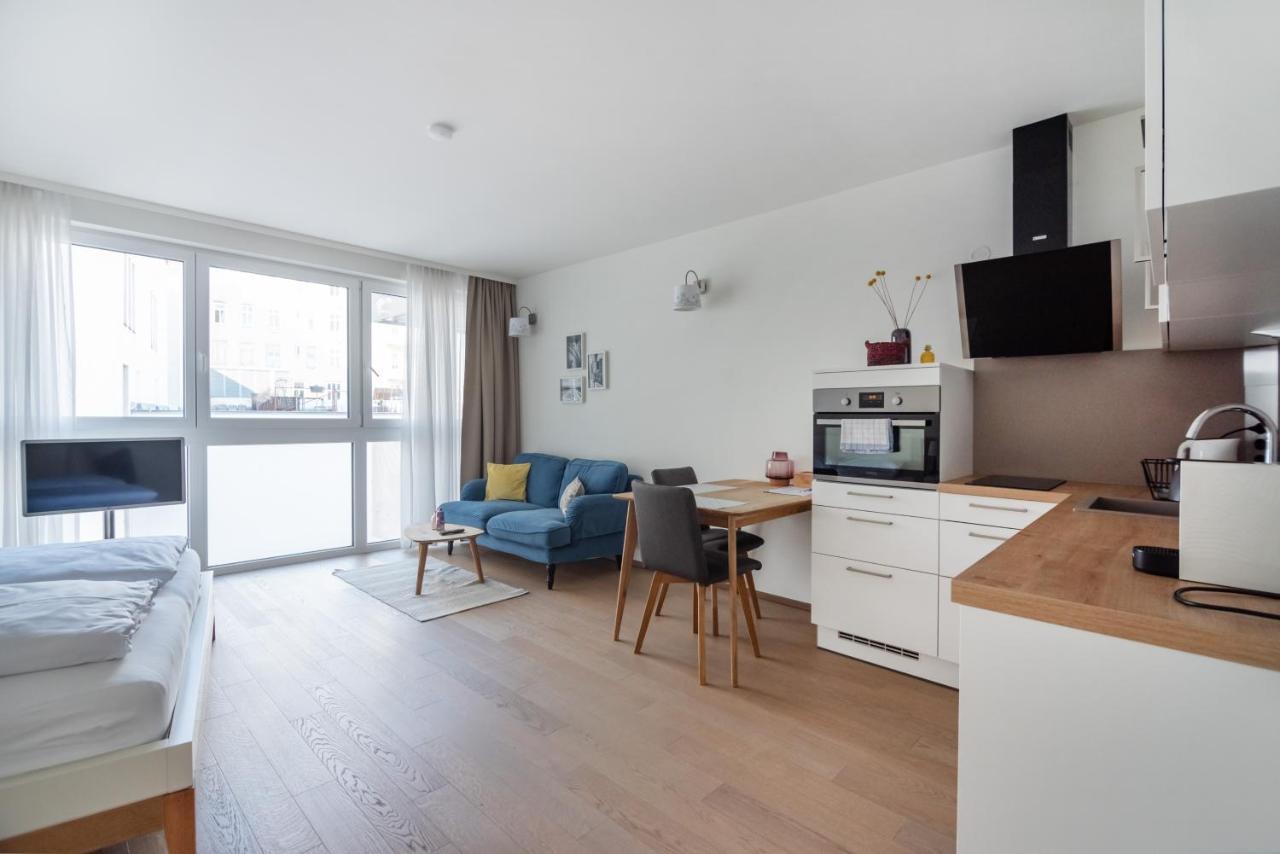 Quiet And Cozy Apartment Next To Mariahilfer Strasse And Naschmarkt With Ac, Minimum 30 Nights Viena Exterior foto