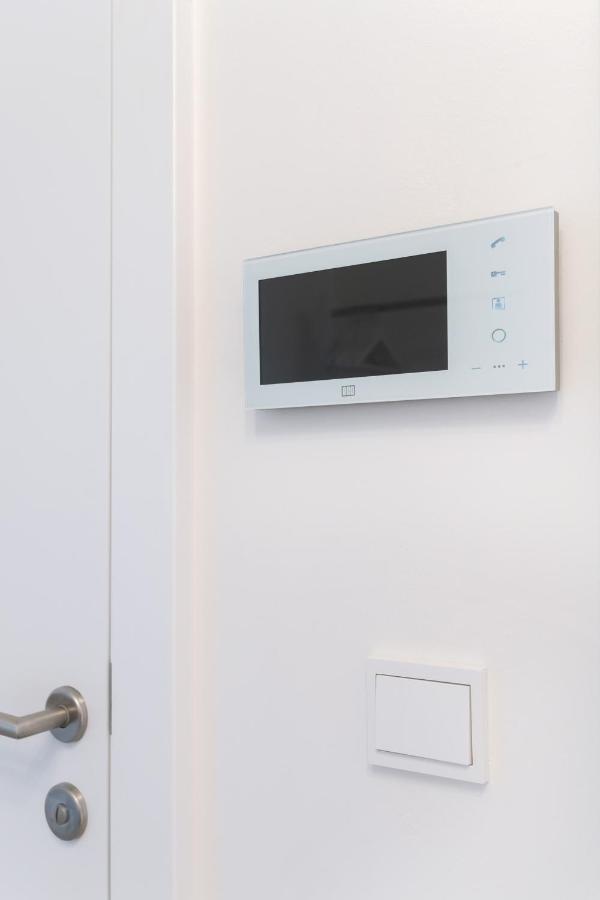 Quiet And Cozy Apartment Next To Mariahilfer Strasse And Naschmarkt With Ac, Minimum 30 Nights Viena Exterior foto
