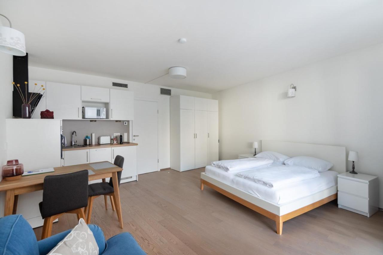Quiet And Cozy Apartment Next To Mariahilfer Strasse And Naschmarkt With Ac, Minimum 30 Nights Viena Exterior foto